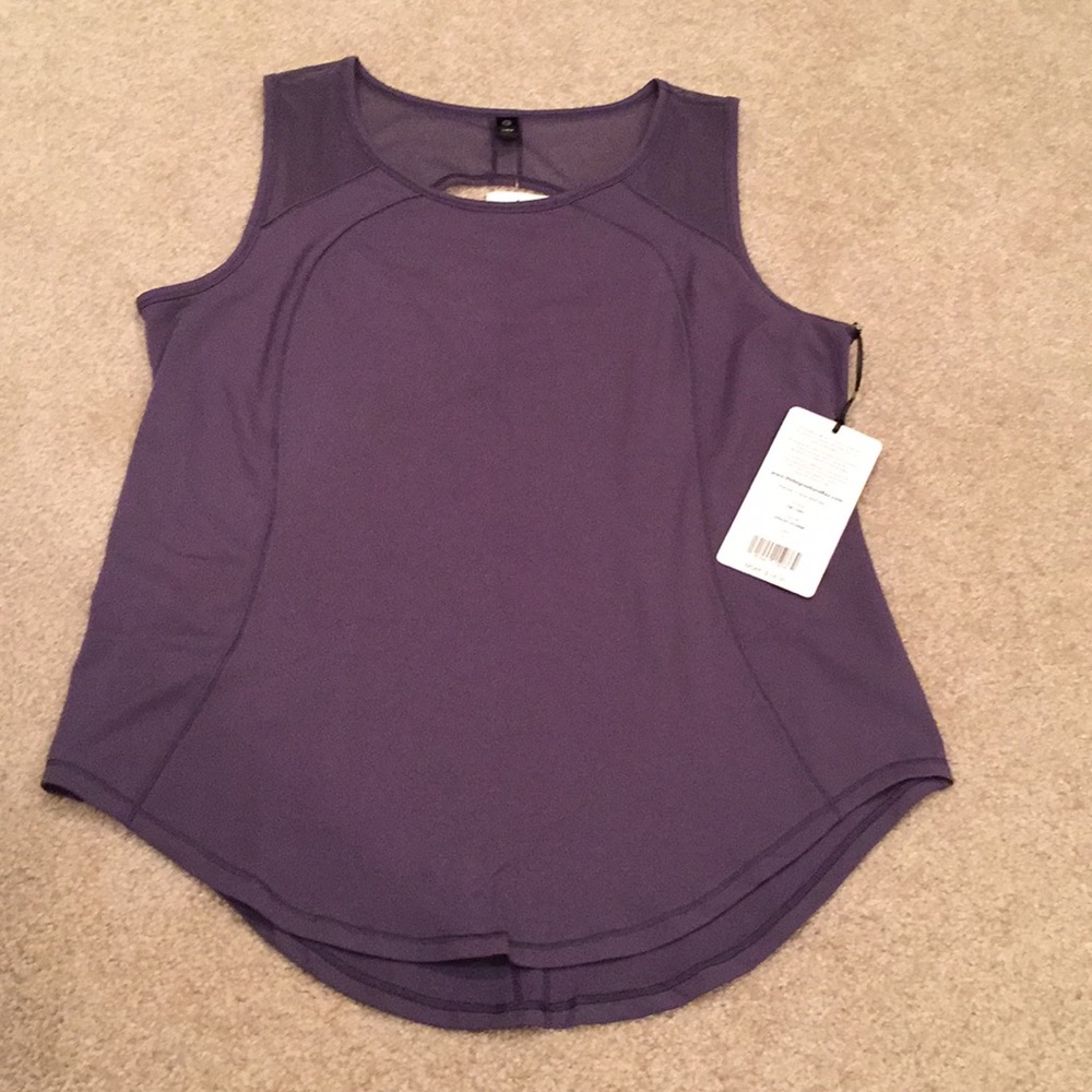 Large workout tank by 90degrees.  NWT.